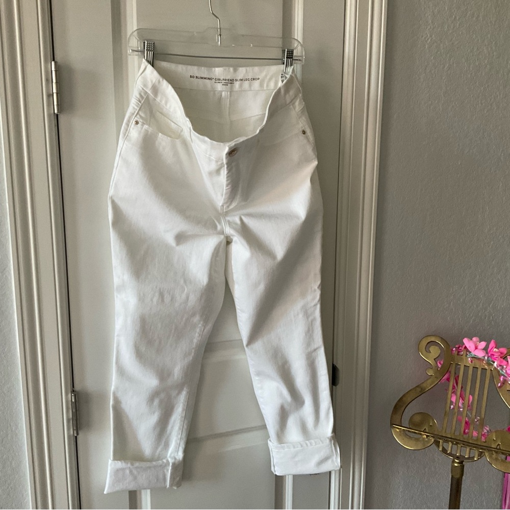 Chico's White So Slimming® Girlfriend Slim Leg Crop  Size 10